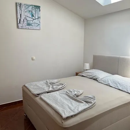 Laura Casa de hóspedes Crveni Vrh