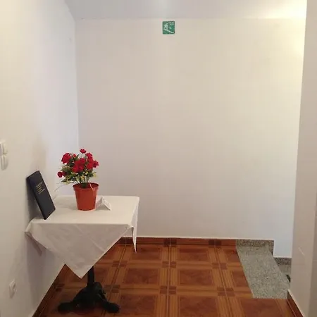 Guest house Laura 3*