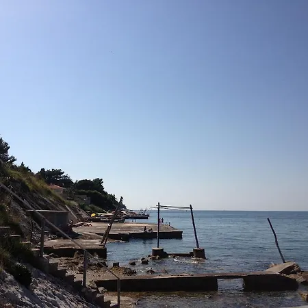 Guest house Laura Crveni Vrh